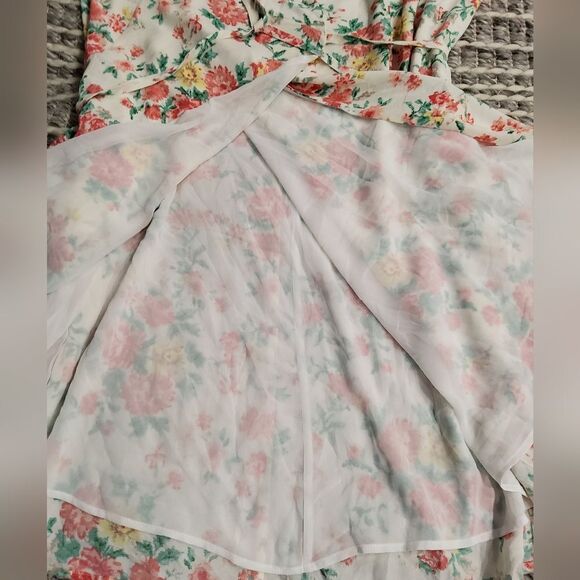 1 State Floral Print Wrap Dress Size 6 - Picture 10 of 12